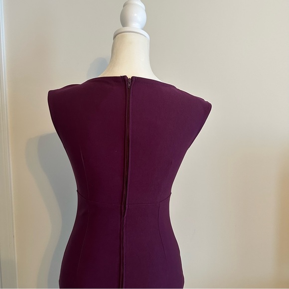 Pinup Couture Wiggle Dress - Picture 3 of 5